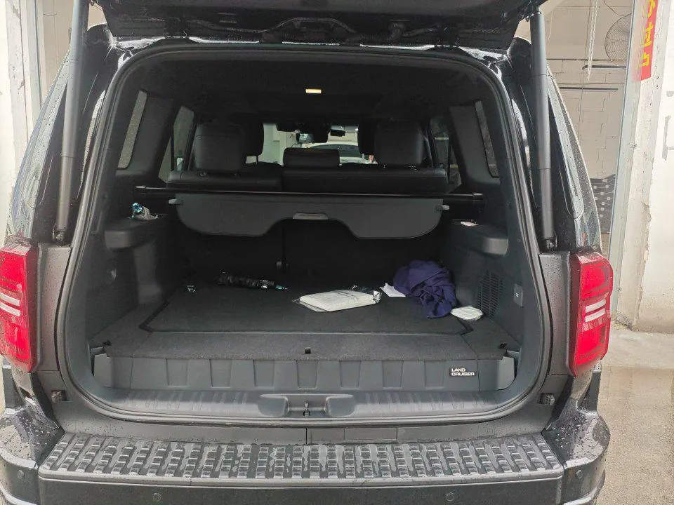 Toyota 2025 Prado HEV 2.4T Flagship VX Edition 5-seat Automatic 11