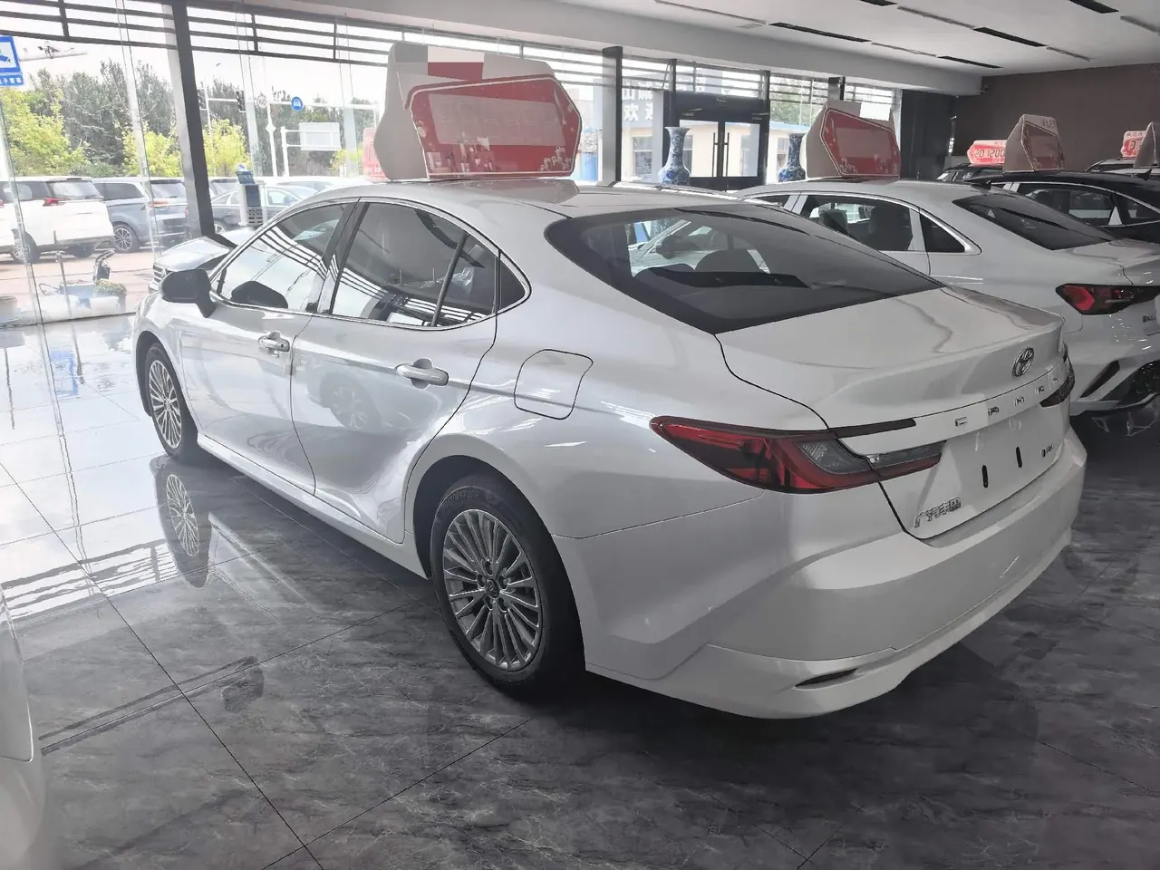 Toyota 2026 Camry Dual Engine 2.0HE Stepless Elite Automatic Gear 4