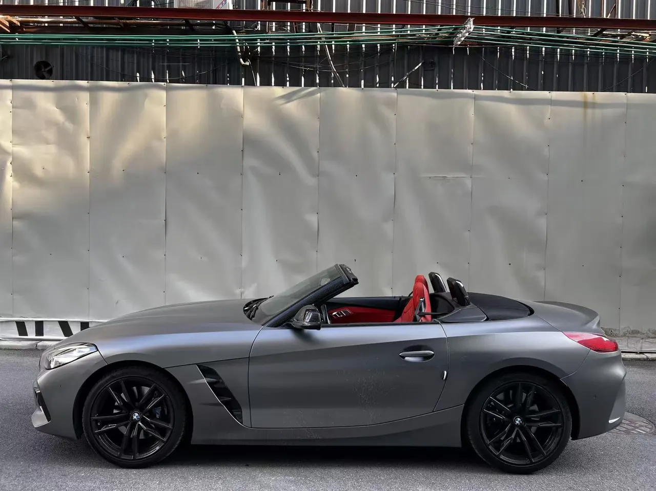 BMW Z4 (Imported) 2020 Z4 sDrive25i 2.0T Silver Cream Limited Edition Automatic Gear 4
