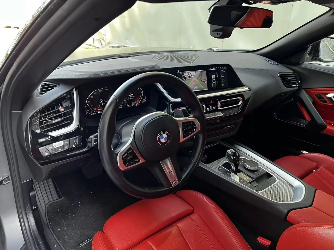 BMW Z4 (Imported) 2020 Z4 sDrive25i 2.0T Silver Cream Limited Edition Automatic Gear 9