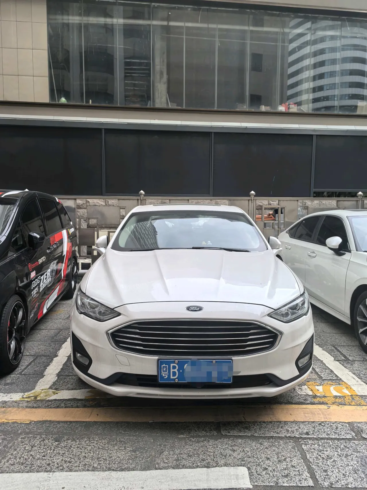 Ford 2020 Mondeo 1.5T EcoBoost 180 Luxury Automatic Gear 2
