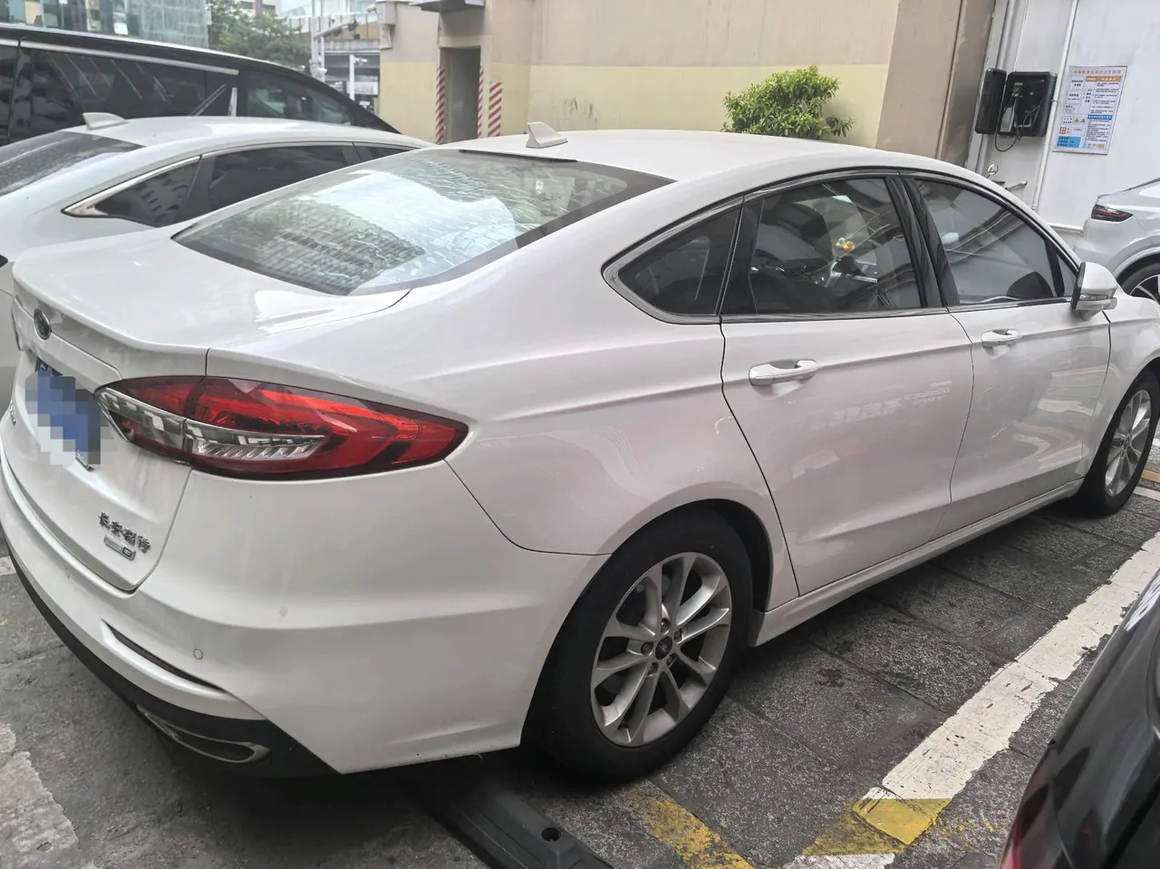 Ford 2020 Mondeo 1.5T EcoBoost 180 Luxury Automatic Gear 4