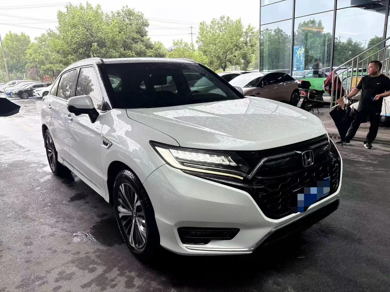 Honda 2020 UR-V 2.0T 370TURBO two-drive elegant version of automatic gear 3