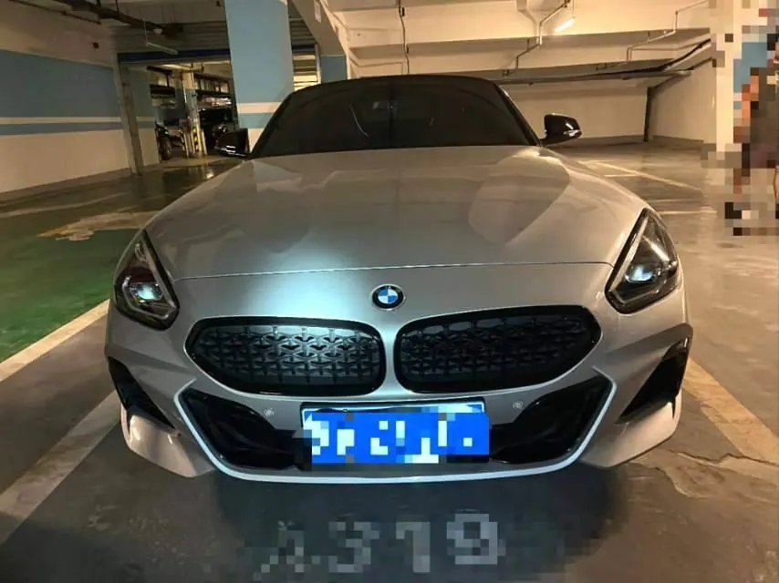 BMW Z4 (Imported) 2022 Z4 sDrive25i 2.0T M Sports Obsidian Night Suit Automatic Gear 2