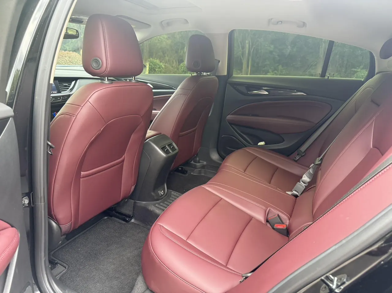 Buick 2025 Regal 1.5T 25T Super Edition Automatic Gear 11
