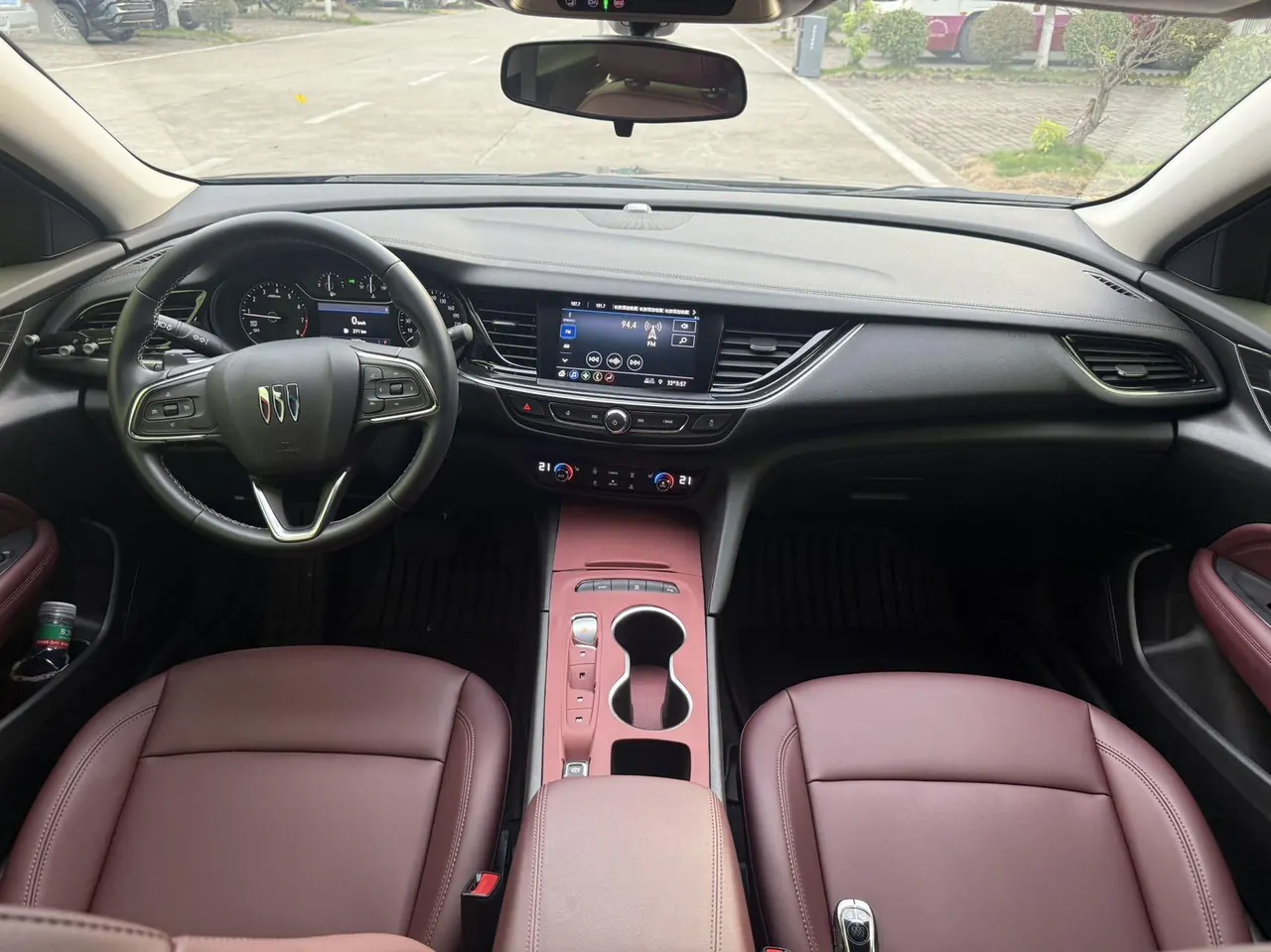 Buick 2025 Regal 1.5T 25T Super Edition Automatic Gear 2
