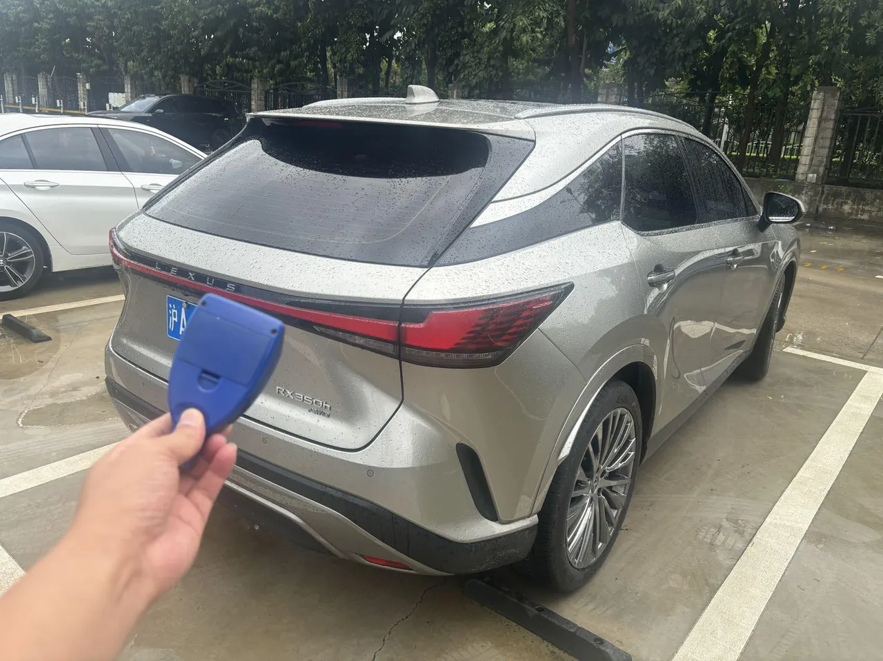 Lexus RX (Imported) 2025 RX350h 2.5 Stepless Four-wheel Drive Alcohol Edition Automatic Gear 4