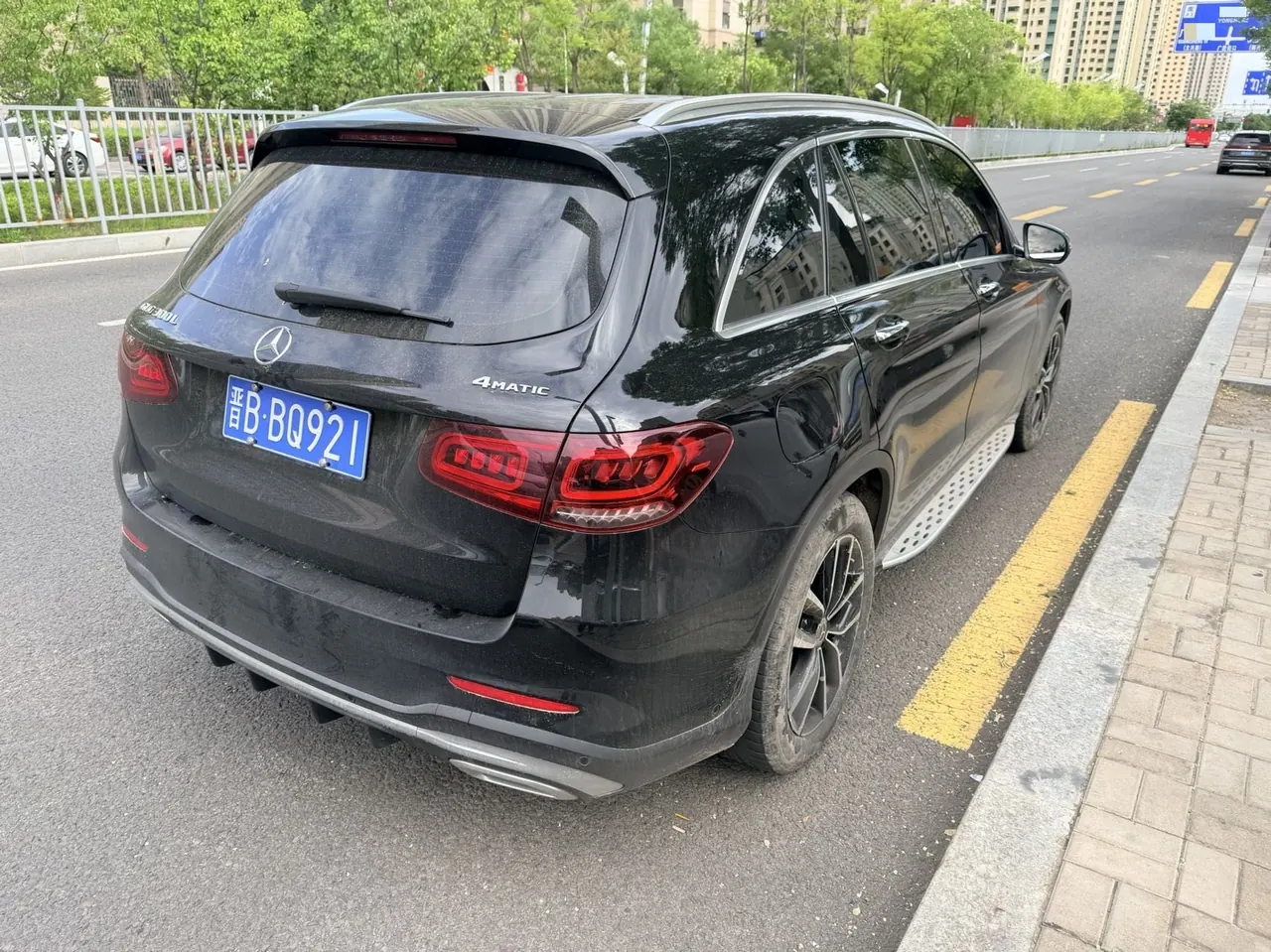 Mercedes Benz 2022 GLC 300 L 4MATIC 2.0T Dynamic (Modified) Automatic Gear 3