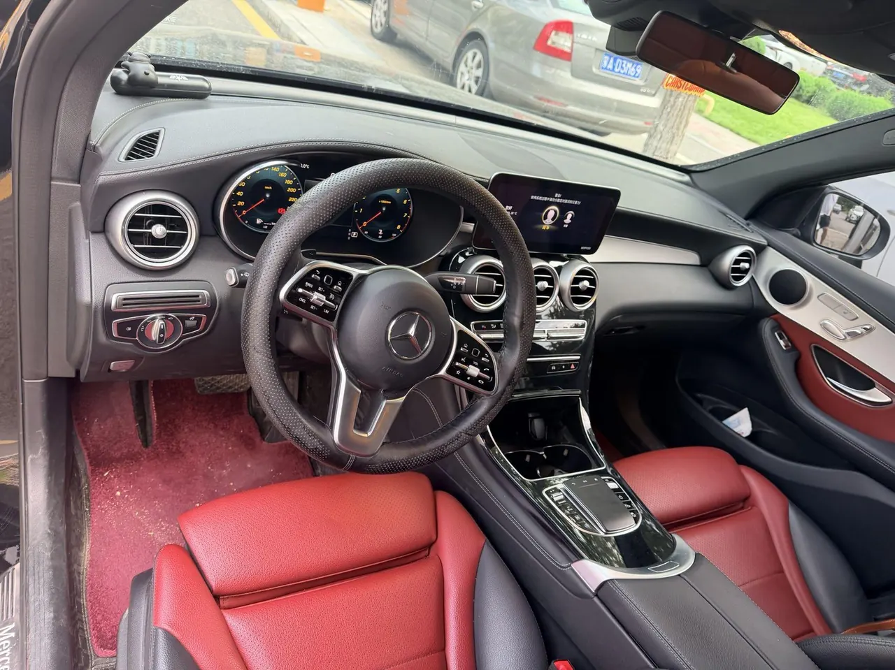 Mercedes Benz 2022 GLC 300 L 4MATIC 2.0T Dynamic (Modified) Automatic Gear 7