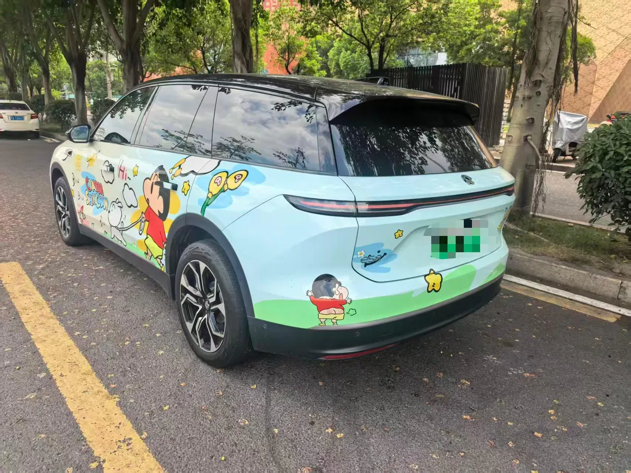 NIO 2023 ES8 75kWh Executive Edition Automatic Gear 6