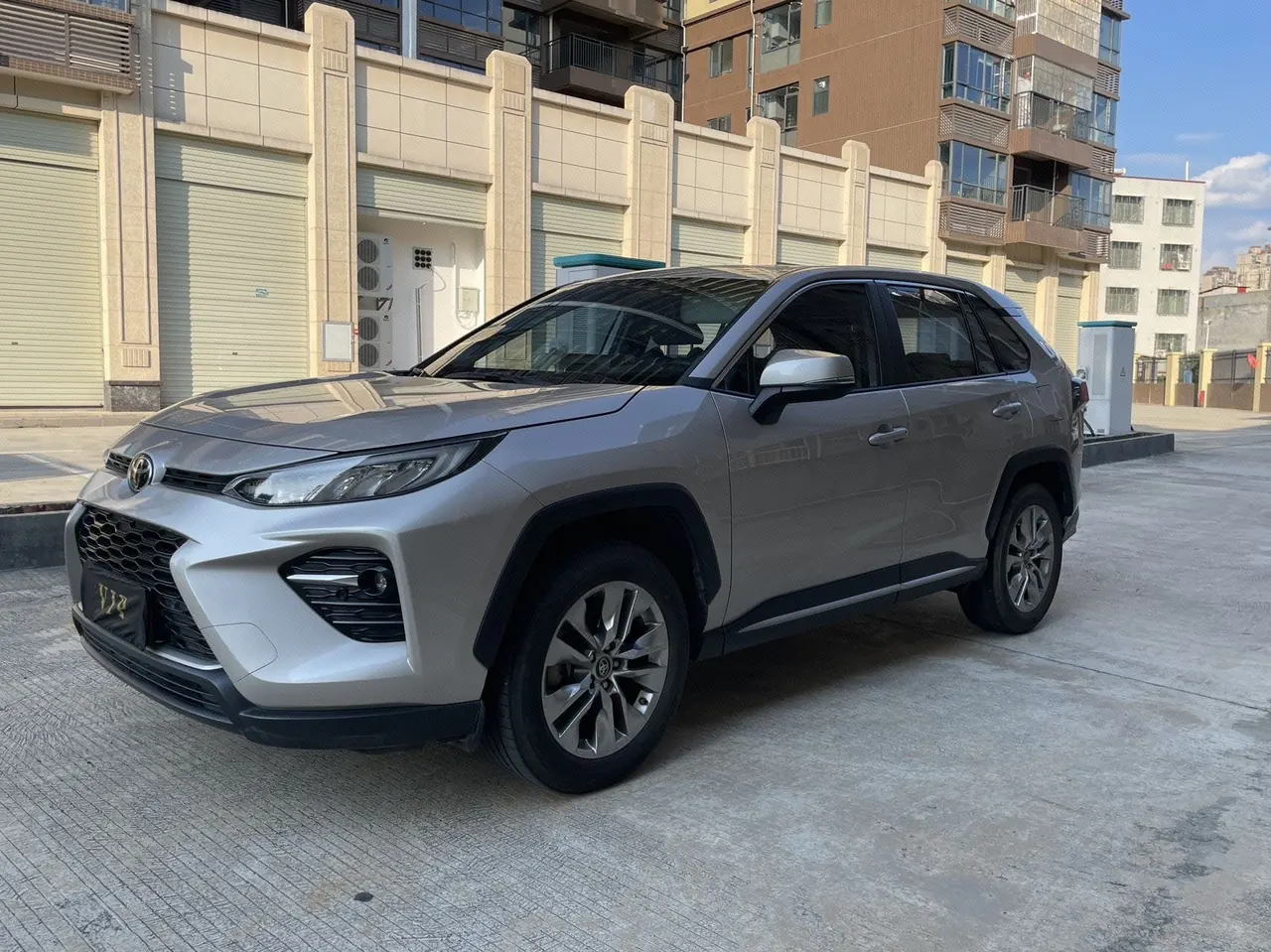 Open image lightbox: Toyota 2020 Wilanda 2.0 Stepless Two-Drive Technology Edition Automatic Gear