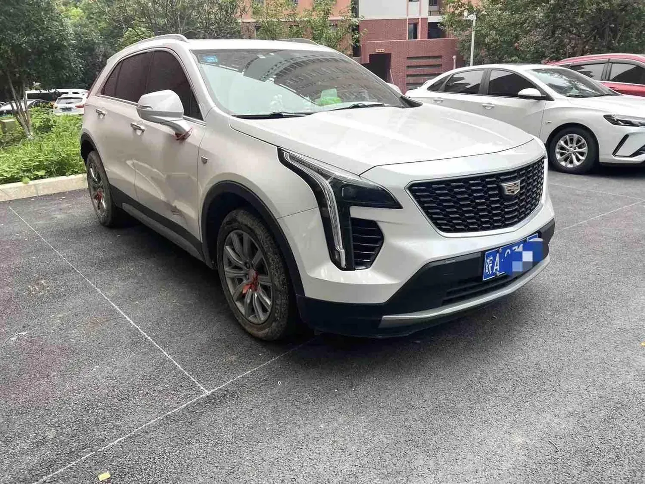Cadillac 2020 XT4 2.0T 28T Two-Drive Leading Automatic Gear 2