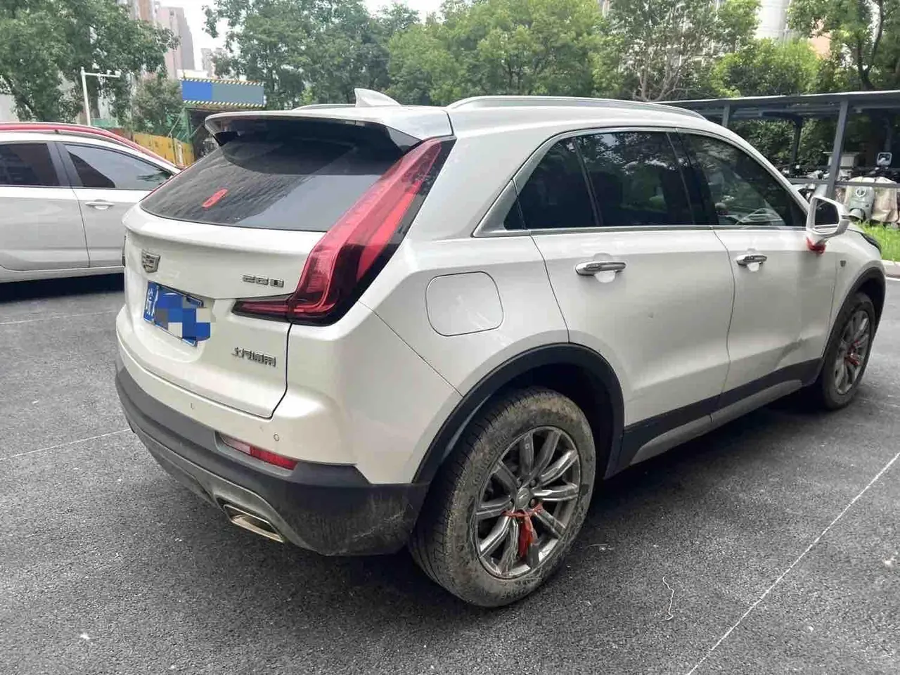 Cadillac 2020 XT4 2.0T 28T Two-Drive Leading Automatic Gear 4
