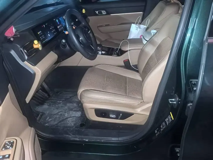 Li 2021 ONE 1.2T extended range 6-seat automatic gear 3