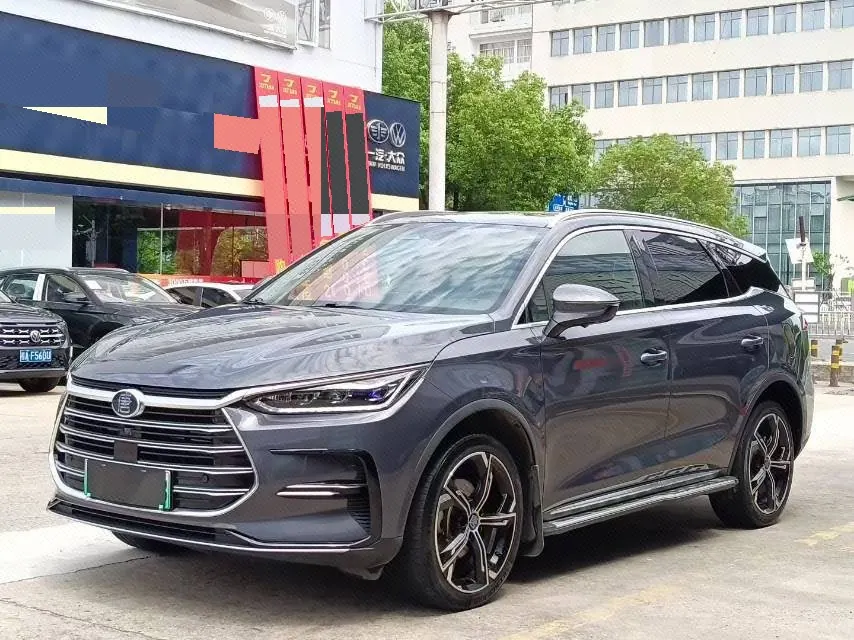 Open image lightbox: BYD Tang New Energy 2021 Tang DM-i 1.5T Stepless 112KM Honorable Automatic Gear