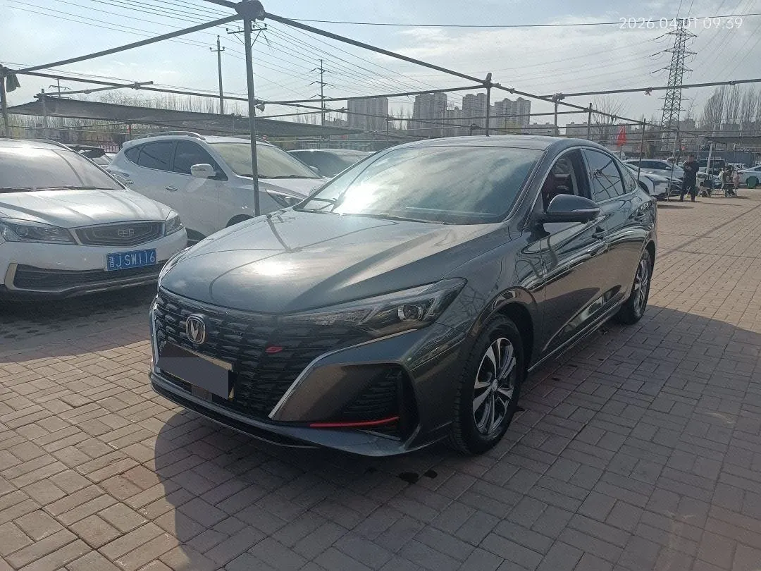 打开图片灯箱:ChangAn 2022 Yidong PLUS 1.4TGDI Blue Whale NE Honorable Automatic Gear