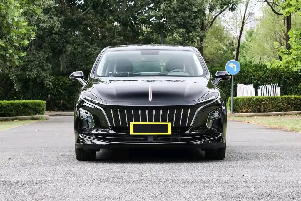 HongQi 2022 E-QM 5 431km Charging Enjoy Edition Automatic Gear 2
