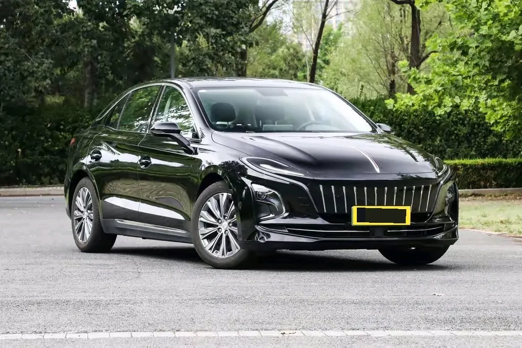 HongQi 2022 E-QM 5 431km Charging Enjoy Edition Automatic Gear 3