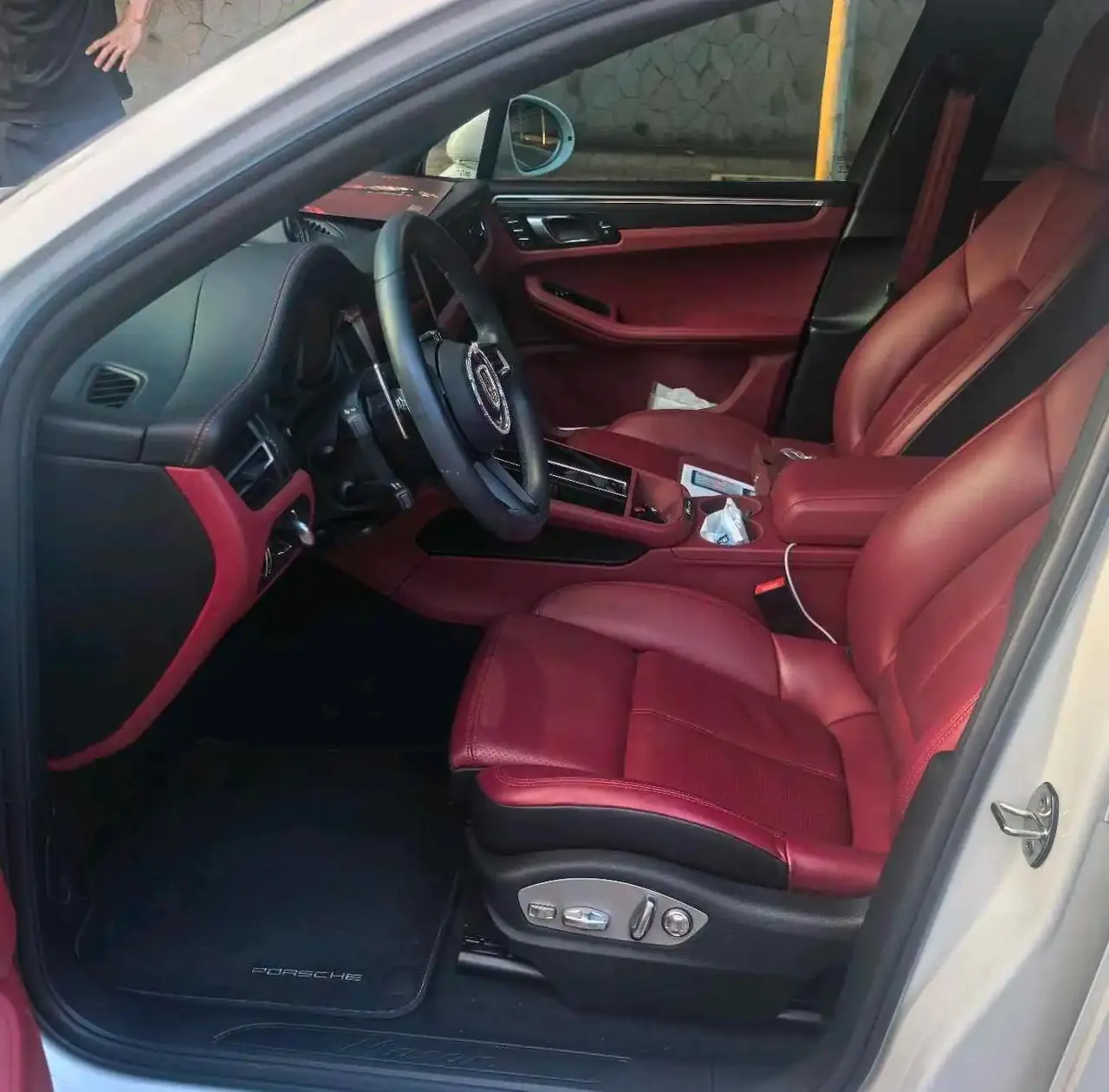 Porsche Macan (Imported) 2023 Macan 2.0T Automatic Gear 2