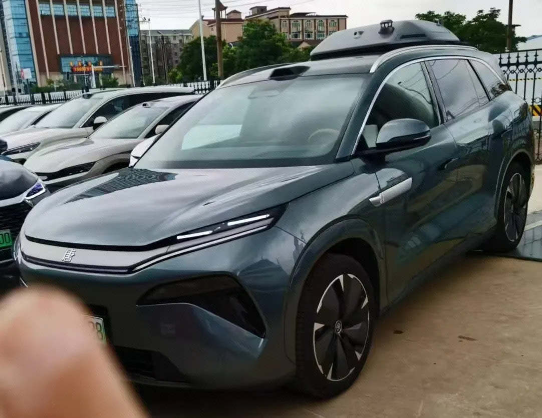 Open image lightbox: BYD 2025 Tang L DM 1.5T stepless 175KM unmanned aerial vehicle player version automatic gear