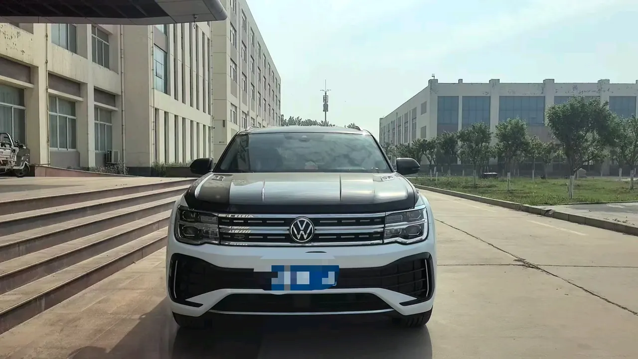 Volkswagen 2023 Touang 2.0TSI 330TSI Two-Drive Deluxe Edition (Modified) Automatic Gear 2