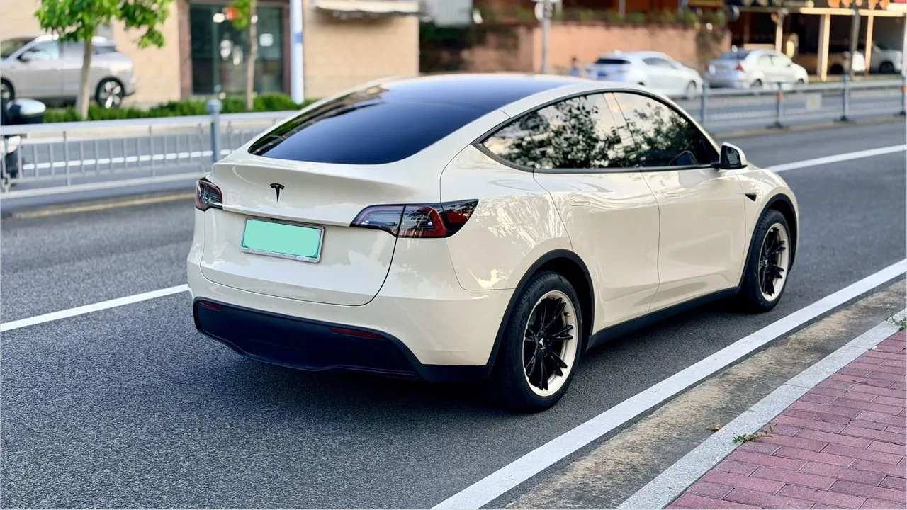Tesla 2022 Model Y rear-wheel drive version automatic transmission 4