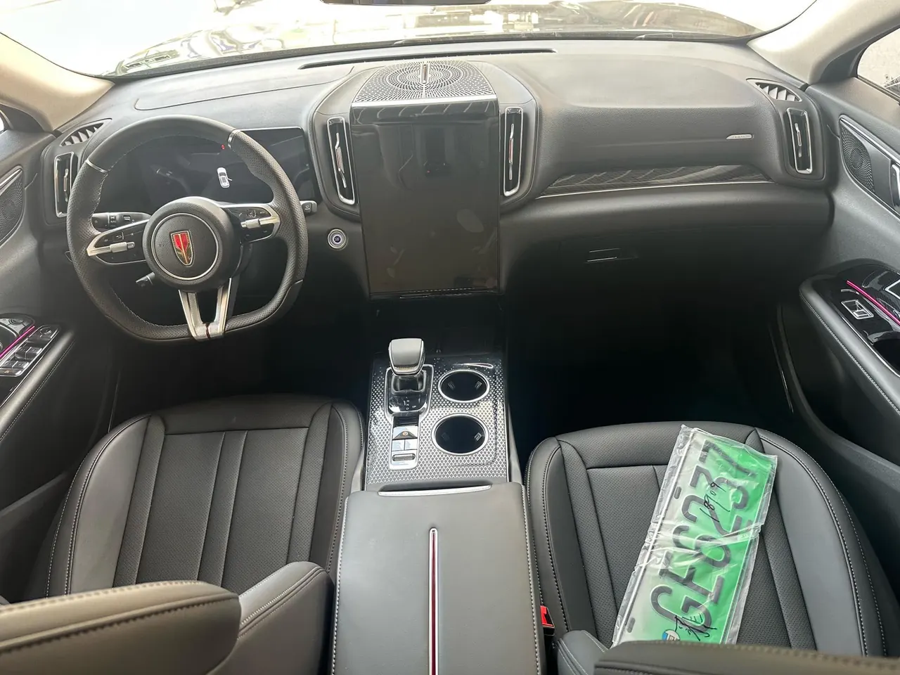 HongQi 2024 HS3 PHEV 1.5T 115km Strong Edition Automatic Gear 6