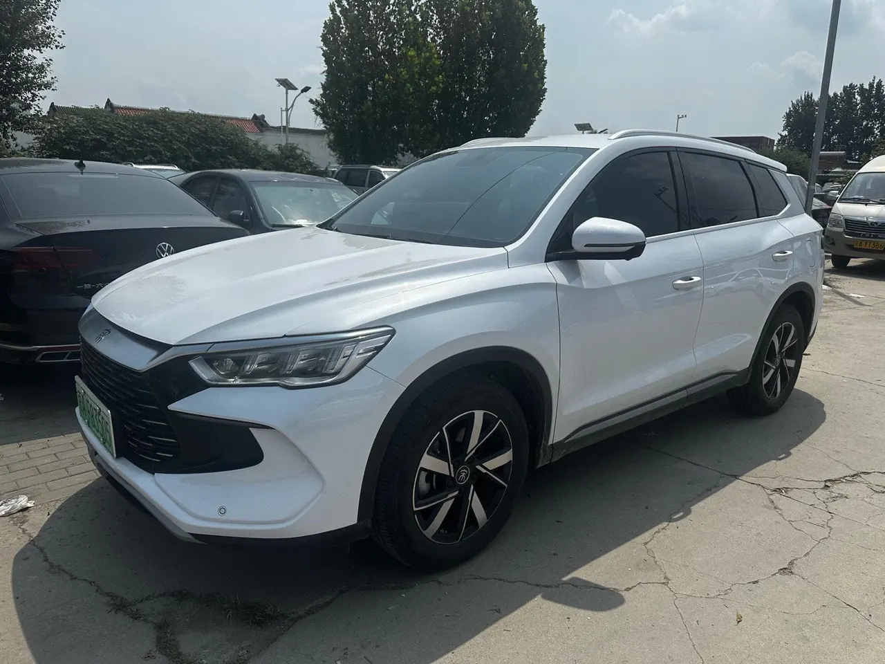 Open image lightbox: BYD 2023 Song Pro DM-i 1.5 Stepless Champion Edition Leading 71KM Automatic Gear