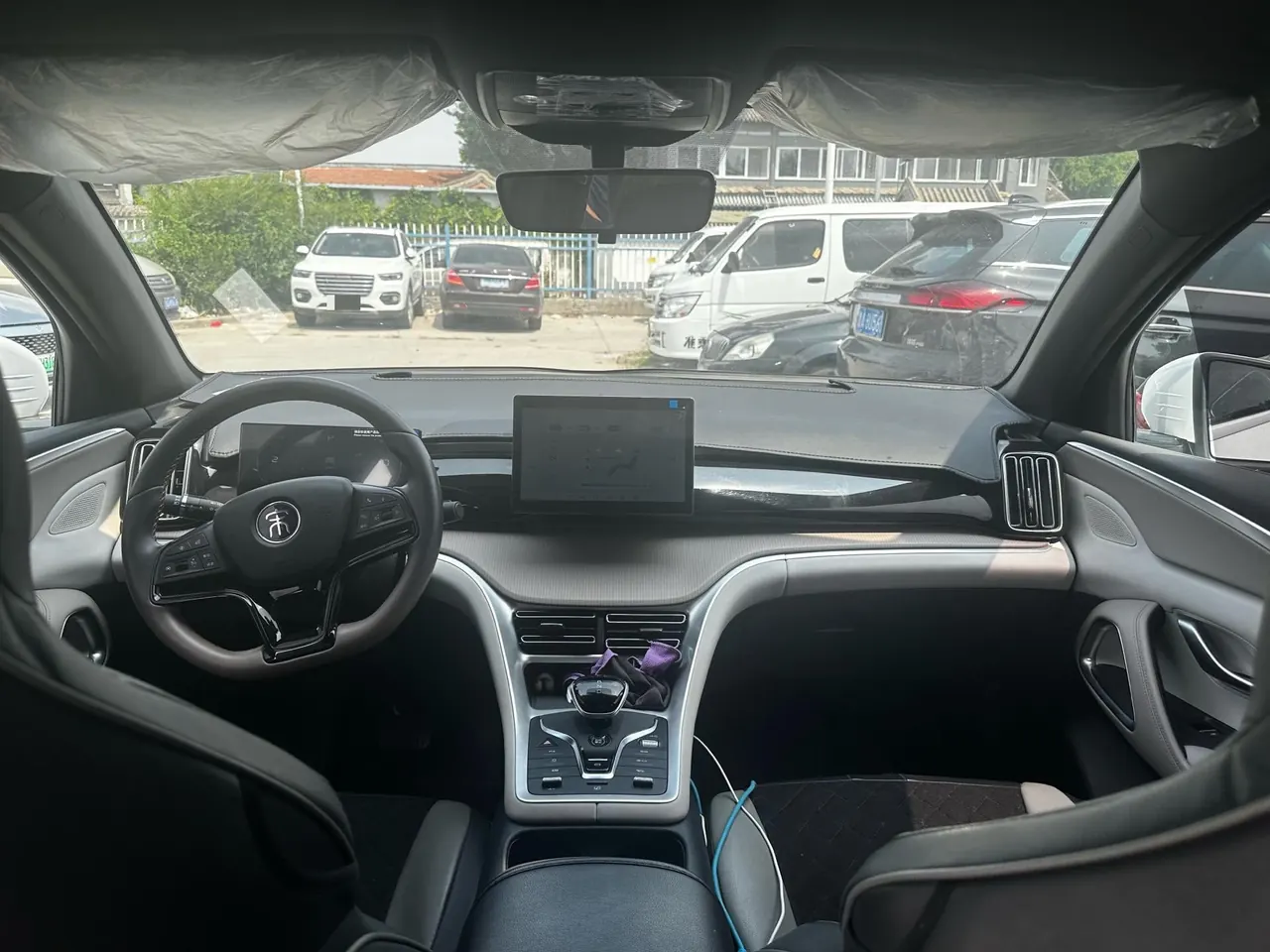 BYD 2023 Song Pro DM-i 1.5 Stepless Champion Edition Leading 71KM Automatic Gear 8