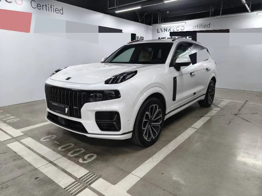 打开图片灯箱:LYNK&CO 2025 LYNK&CO 09 EM-P 2.0TD 4-wheel drive Max5 automatic gear