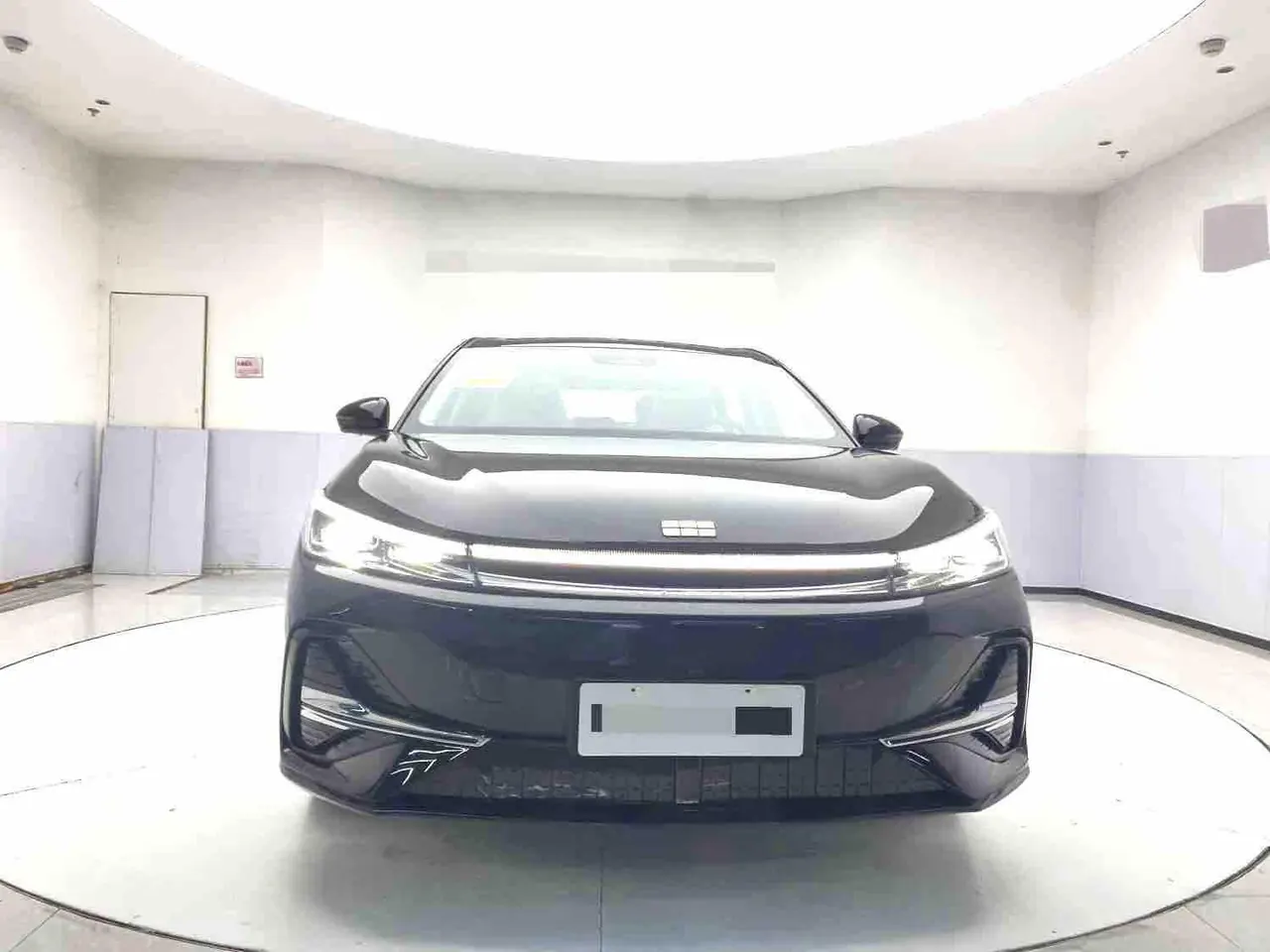 Geely Galaxy 2025 A7 EM-i 1.5 150km Premium Edition Automatic Gear 2