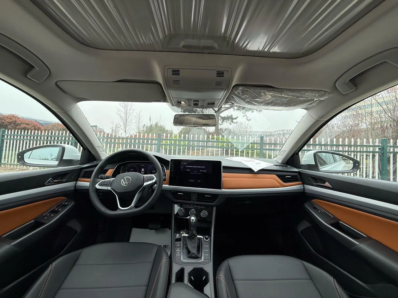 Volkswagen 2025 Polaroid 1.2TSI 200TSI Yuexing PRO Edition (Modified) Automatic Gear 5