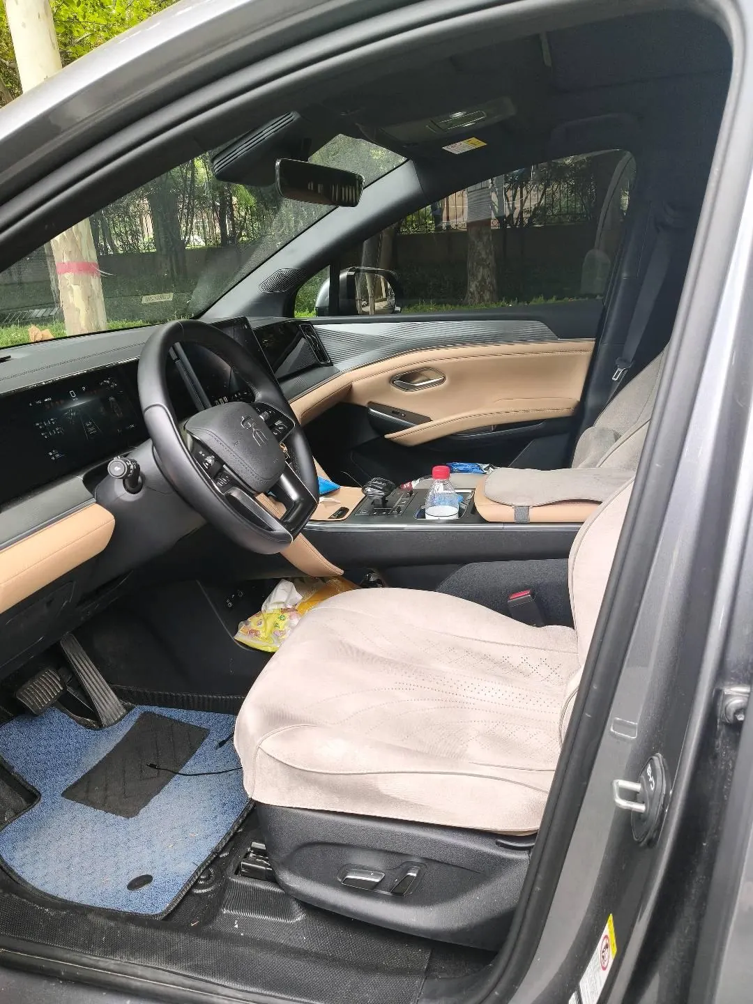 BYD 2024 Song L DM-i 1.5 Stepless 112km Leading Automatic Gear 4