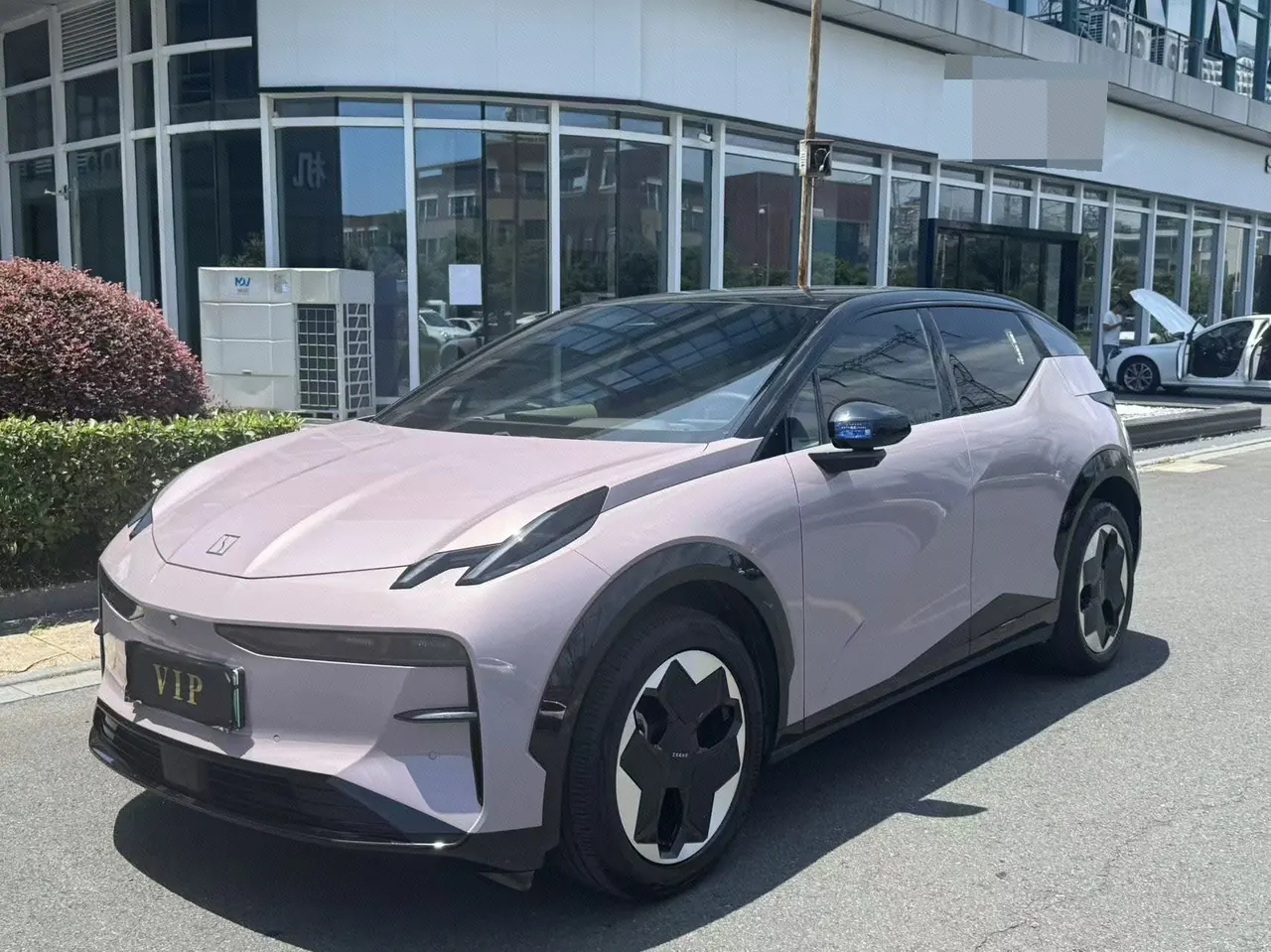 Open image lightbox: Zeekr 2023 Zeekr X 4-wheel drive YOU version 4-seat automatic gear