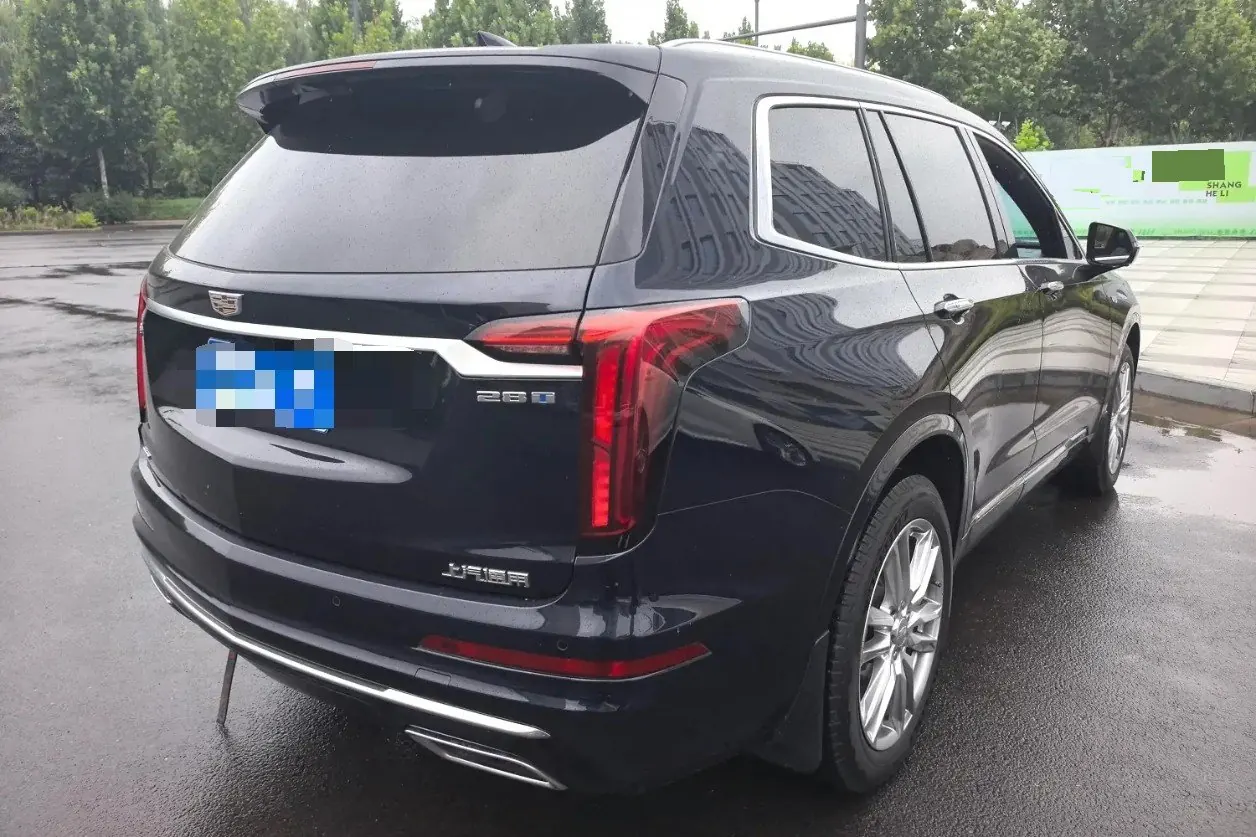 Cadillac 2022 XT6 48V 2.0T 6-seat four-wheel drive luxury standard automatic gear 2