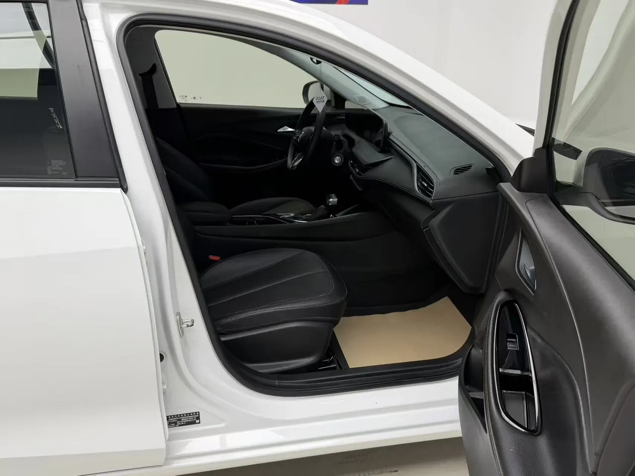 Buick 2023 Weilang Pro 1.5T Stepless Music Edition Automatic Gear 5