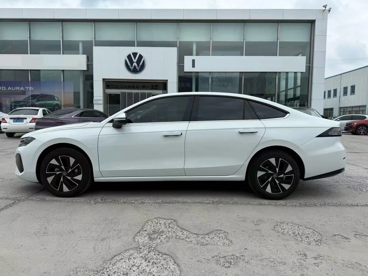 Volkswagen 2026 Sagittarius L 1.5TSI 300TSI Elite Automatic 3