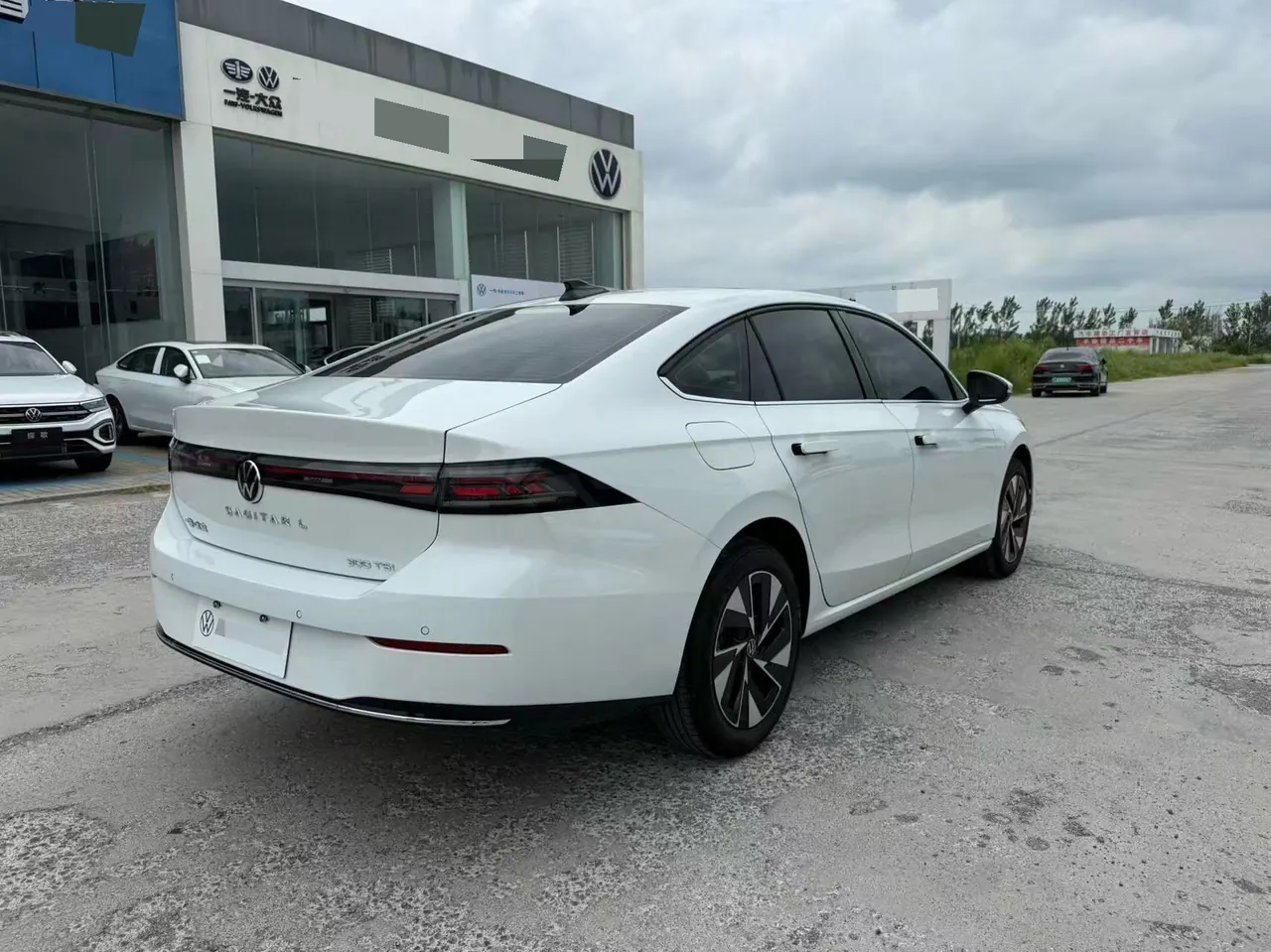 Volkswagen 2026 Sagittarius L 1.5TSI 300TSI Elite Automatic 5