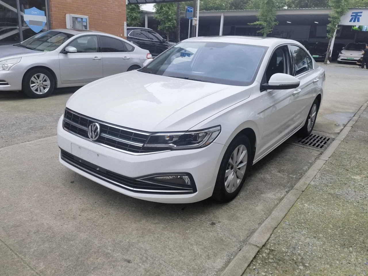 Open image lightbox: Volkswagen 2020 Bora 1.5 Comfortable Automatic