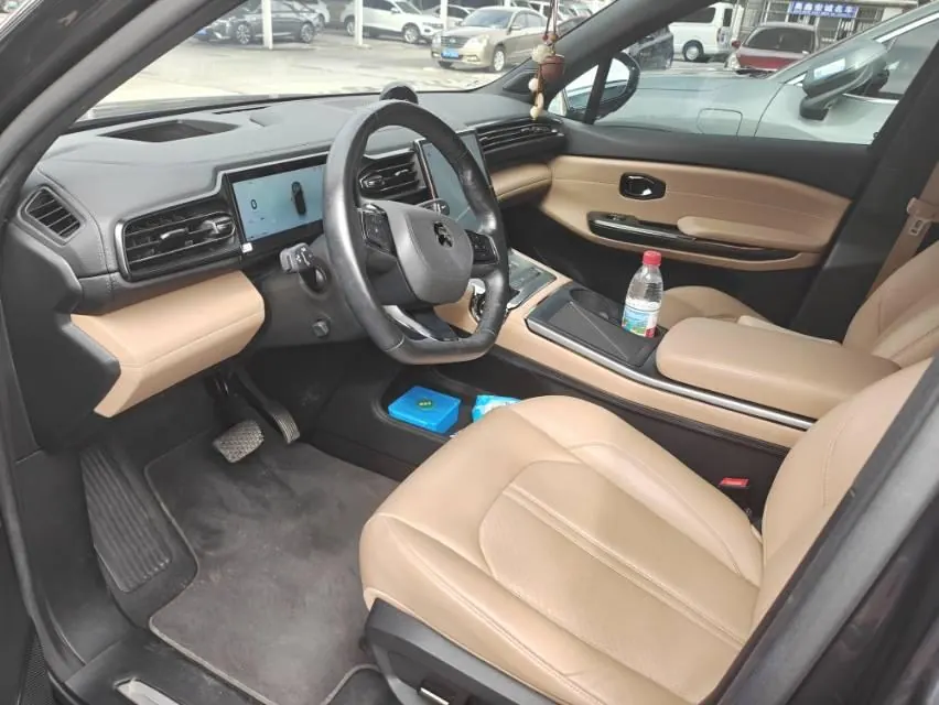 NIO 2020 ES 6 610KM Performance Edition Automatic Gear 2