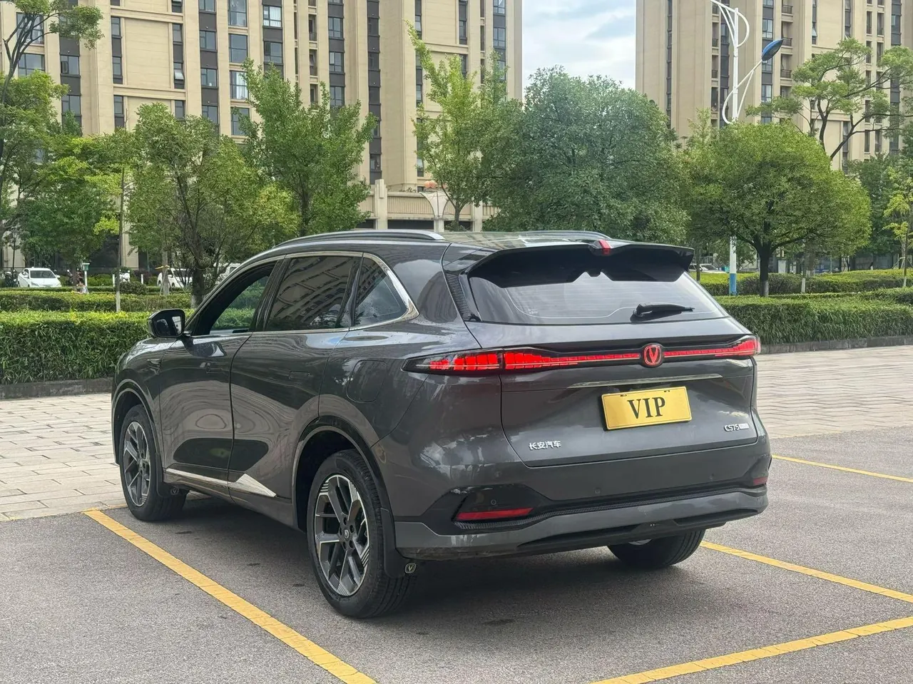 ChangAn 2025 CS75 PLUS 1.5T New Blue Whale Prestige Automatic 7