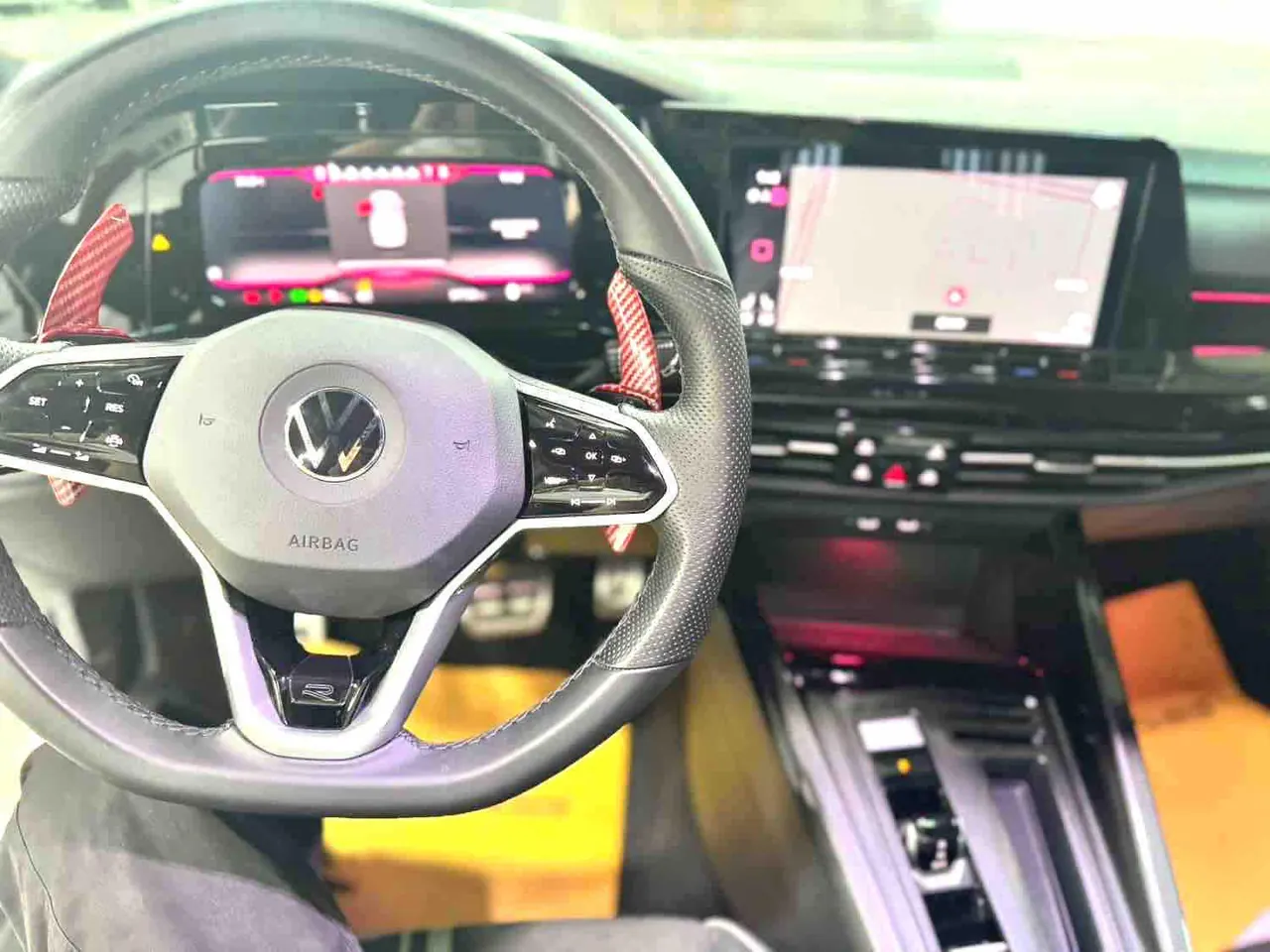 Volkswagen 2023 Golf 8 R-Line 1.4TSI 280TSI Lite Automatic 11