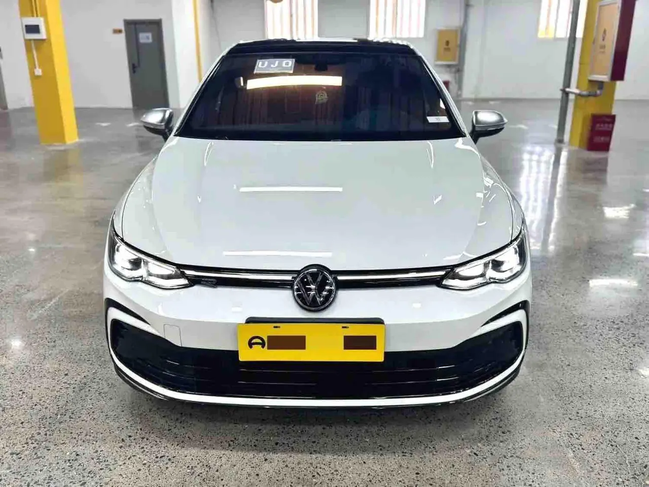 Volkswagen 2023 Golf 8 R-Line 1.4TSI 280TSI Lite Automatic 2