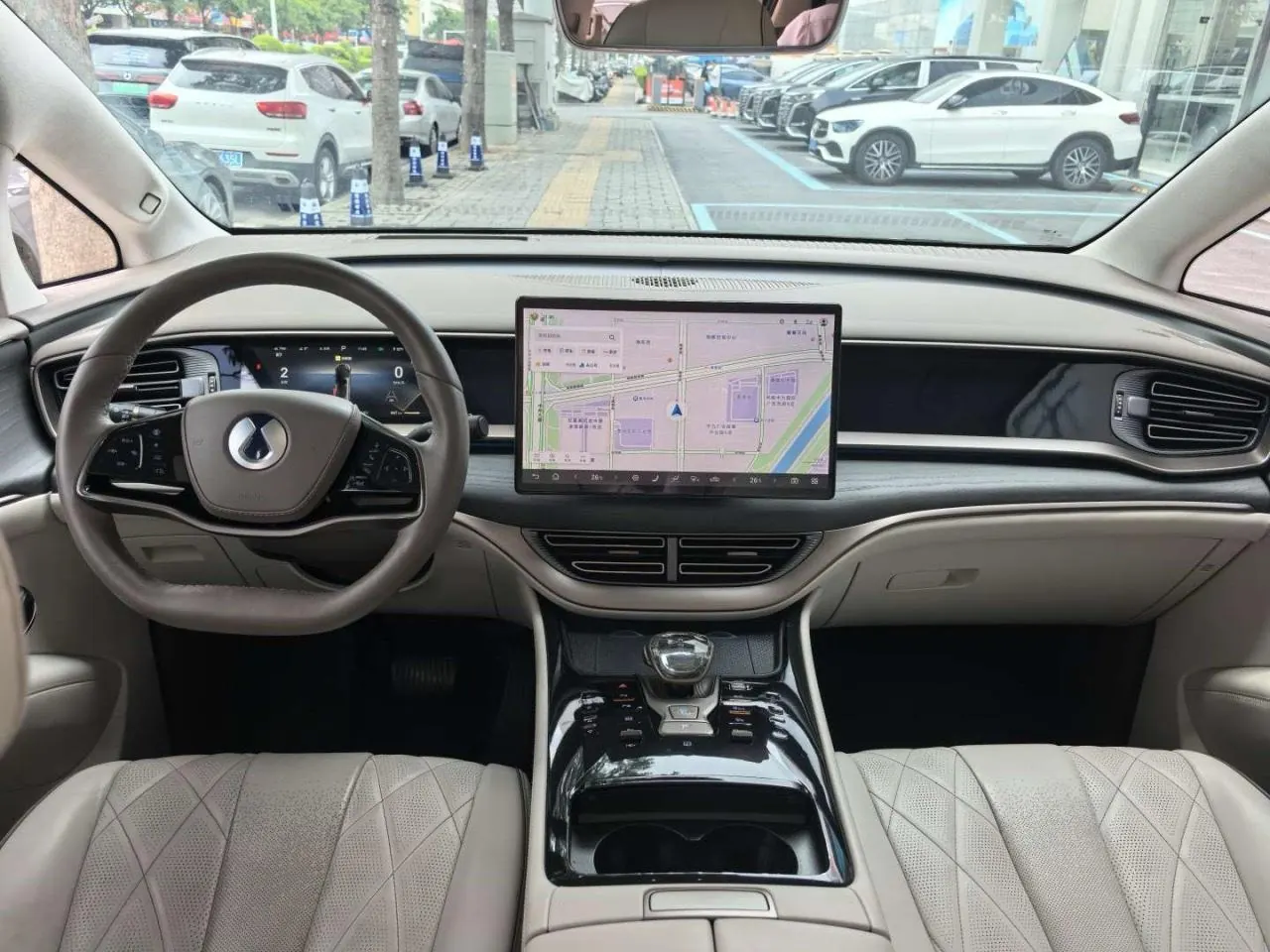 Denza 2022 Denza D9 DM-i 1.5T stepless 970 four-wheel drive flagship automatic gear 2