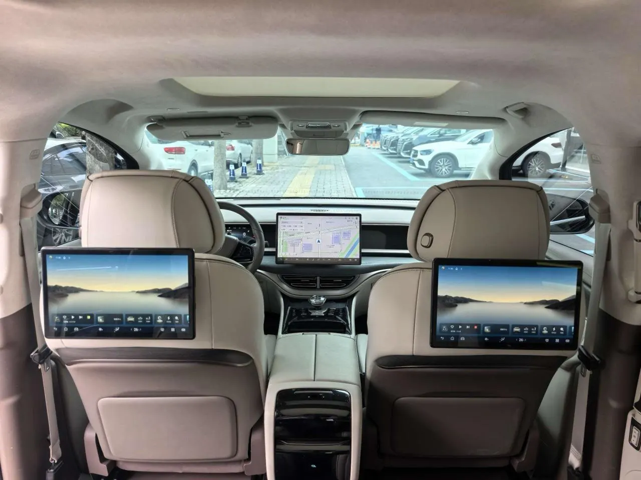 Denza 2022 Denza D9 DM-i 1.5T stepless 970 four-wheel drive flagship automatic gear 3