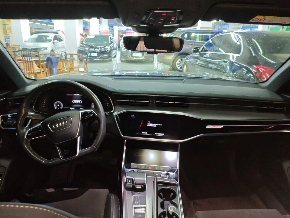 Audi 2020 A6L 48V 3.0TFSI 55TFSI Quattro enjoy dynamic automatic transmission 3