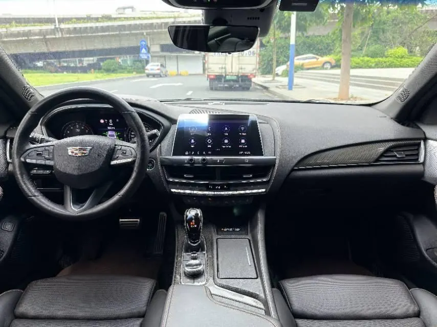 Cadillac 2020 CT5 2.0T 28T Platinum Sports Edition Automatic Gear 7