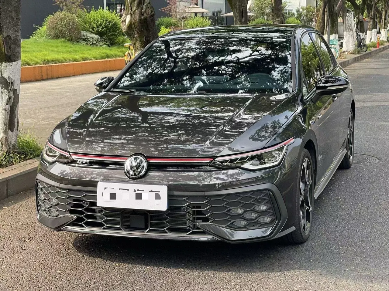 Open image lightbox: Volkswagen 2025 Golf GTI 2.0TSI 380TSI Automatic