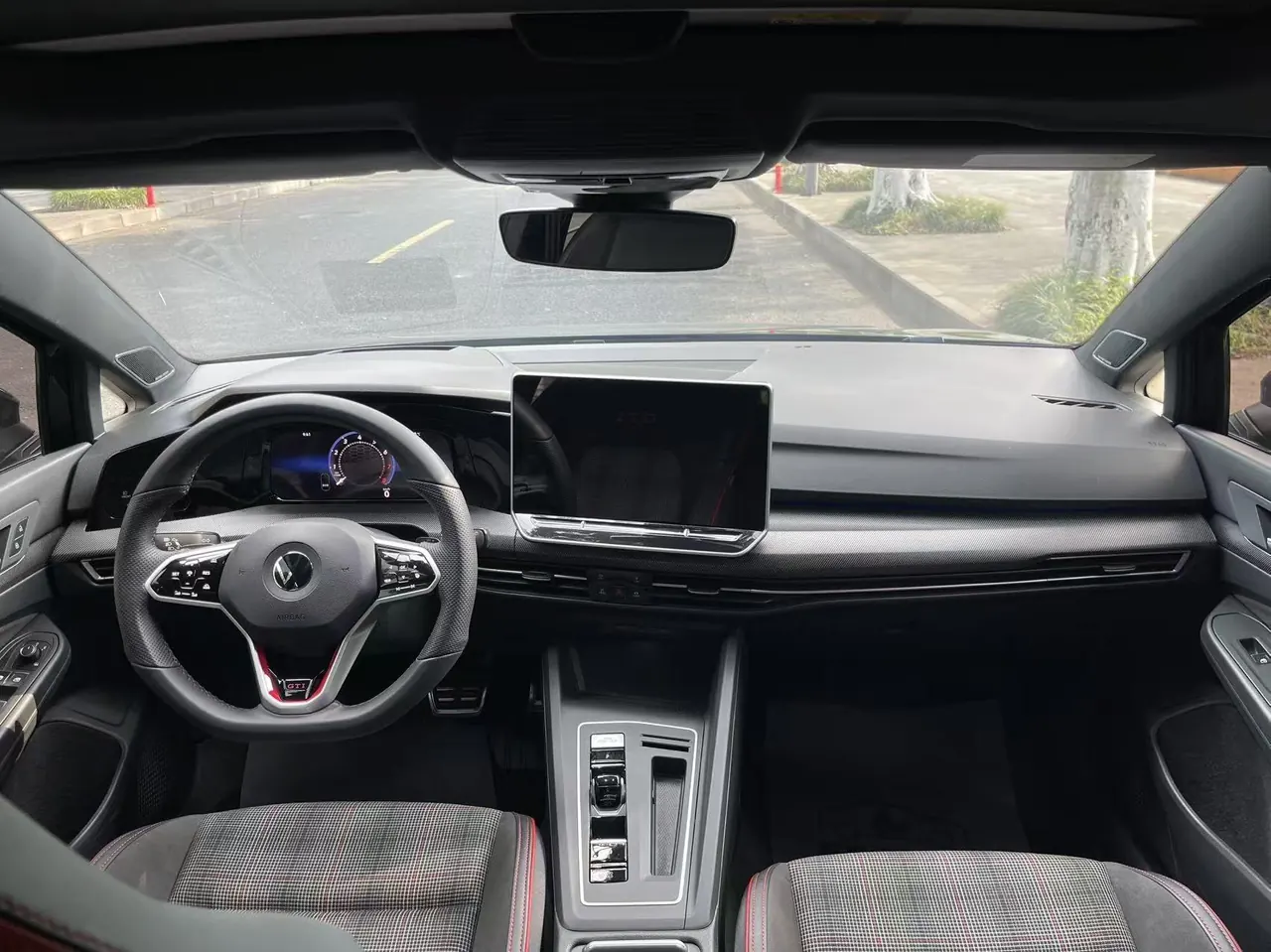 Volkswagen 2025 Golf GTI 2.0TSI 380TSI Automatic 6