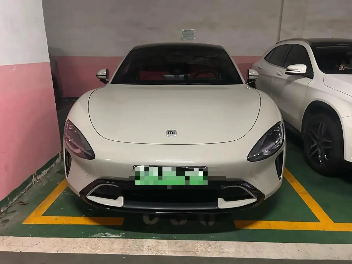 MI 2024 SU 7 700km Rear Drive Standard Founding Edition Automatic Gear 2